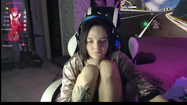 Kitti study online show from October 4, 5:44 pm