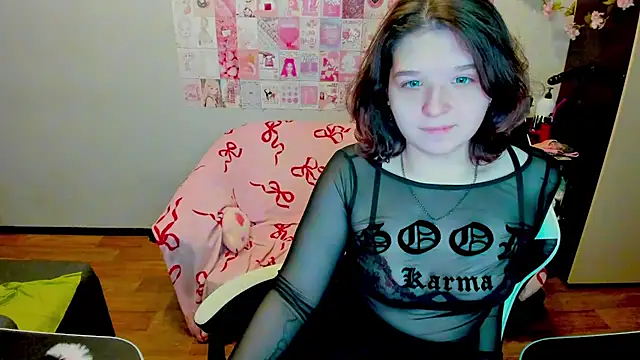 Snapshot of Acid_Kate chatting on October 15, 12:11 am Acid Kate online show from October 15, 12:11 am