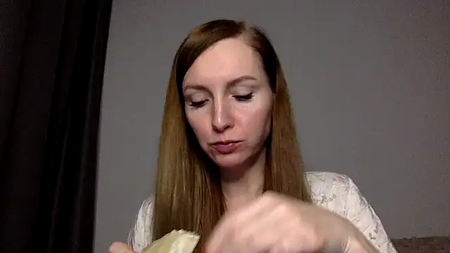 Snapshot of Varnyx chatting on November 26, 6:20 pm Varnyx online show from November 26, 6:20 pm