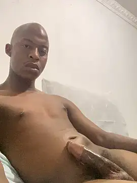 Snapshot of dick4mami chatting on February 9, 9:41 pm dick4mami online show from February 9, 9:41 pm