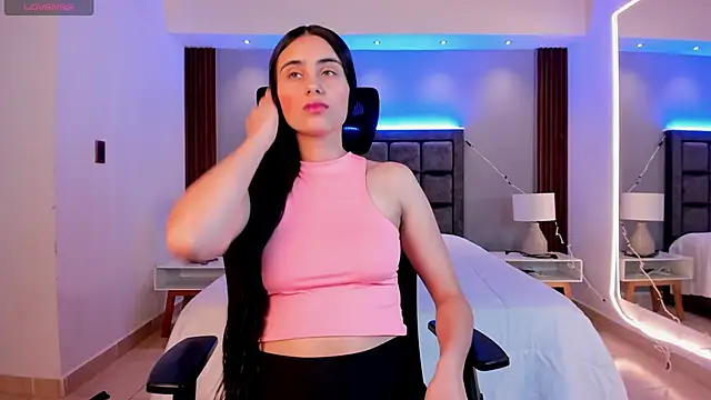 sofiapalacioss online show from September 21, 11:23 am