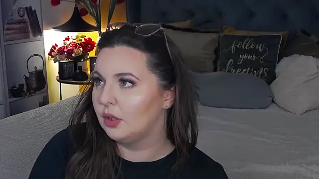 Snapshot of Mia_Swano chatting on November 28, 2:36 am Mia Swano online show from November 28, 2:36 am