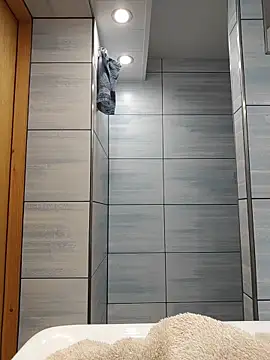 Snapshot of Oldmenhot66 chatting on November 13, 4:28 pm Oldmenhot66 online show from November 13, 4:28 pm