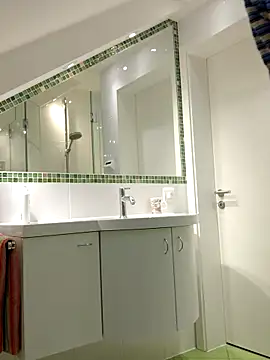 Oldmenhot66 online show from April 12, 4:50 am