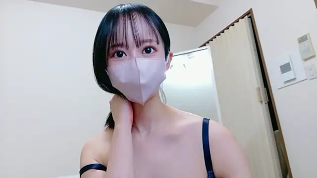 Snapshot of Kurumi_chan_ chatting on December 14, 9:47 am Kurumi chan online show from December 14, 9:47 am