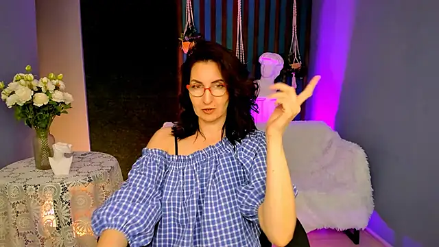 UnaTerra online show from April 10, 6:18 am