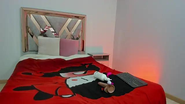 CataleyaAmaya online show from November 30, 11:58 am