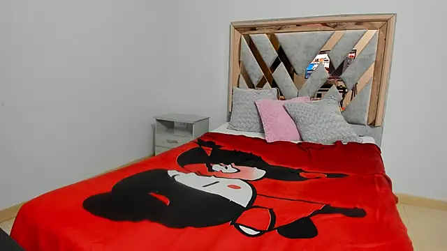 CataleyaAmaya online show from December 5, 12:14 pm