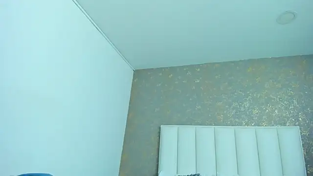 KaylieBrooks online show from December 15, 6:12 pm