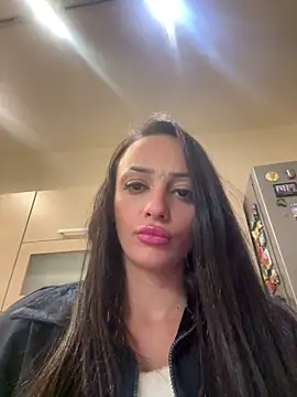 Snapshot of bbadies chatting on December 15, 2:16 am bbadies online show from December 15, 2:16 am