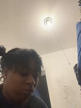 Snapshot of luvluvbubblesxo chatting on December 22, 1:41 pm luvluvbubblesxo online show from December 22, 1:41 pm