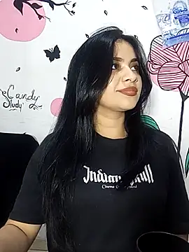 ValerieLove  online show from October 17, 7:38 pm