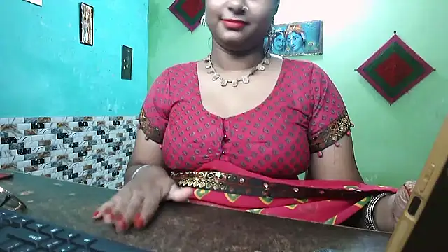 Snapshot of DearKimmi chatting on September 11, 7:14 pm DearKimmi online show from September 11, 7:14 pm