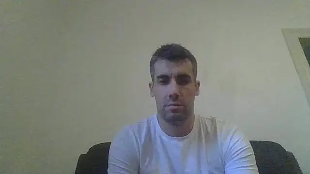 JulioIsHere4you online show from October 12, 3:22 pm