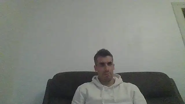 JulioIsHere4you online show from October 14, 10:54 pm