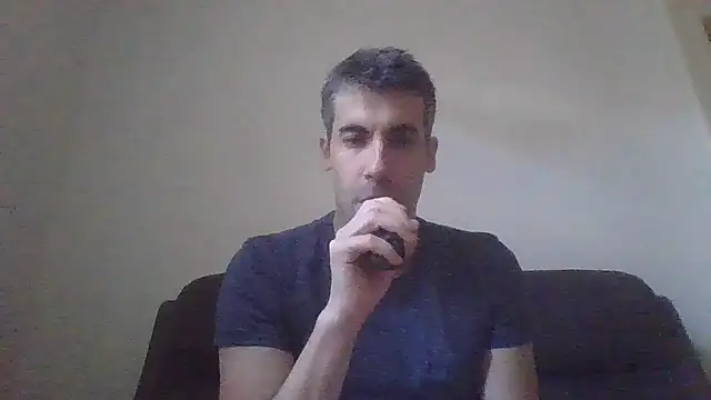 JulioIsHere4you online show from November 9, 10:46 am