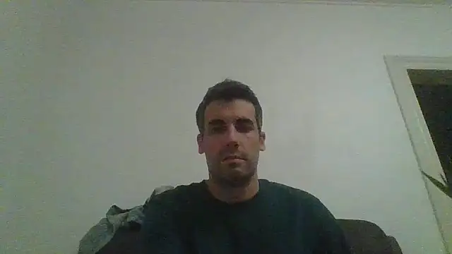 JulioIsHere4you online show from November 18, 11:15 pm