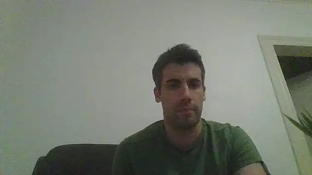 JulioIsHere4you online show from November 30, 11:20 pm