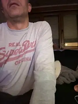 Snapshot of ruberofre chatting on November 6, 12:55 am ruberofre online show from November 6, 12:55 am