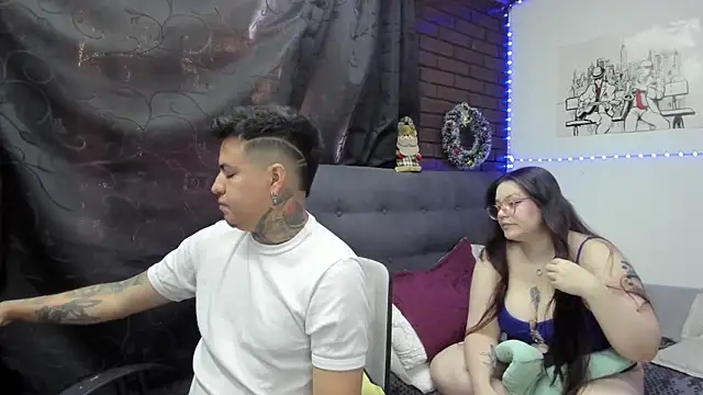 Snapshot of CrisabellssEden chatting on November 27, 1:35 pm CrisabellssEden online show from November 27, 1:35 pm