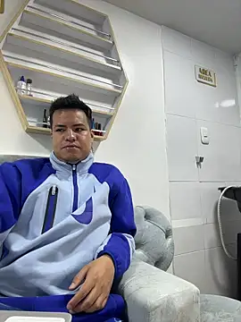 CrisabellssEden online show from February 18, 3:52 pm