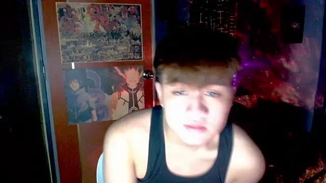 Snapshot of KentAivan chatting on February 10, 4:33 pm KentAivan online show from February 10, 4:33 pm