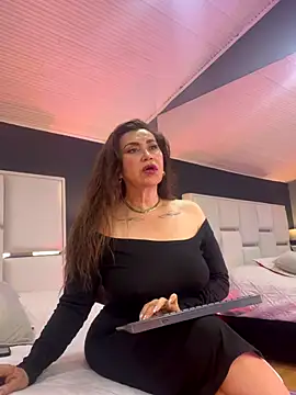 Snapshot of Samantha_Milf__ chatting on October 11, 8:51 pm Samantha Milf online show from October 11, 8:51 pm