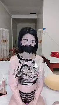 JunCii online show from February 26, 4:28 pm