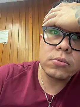 Luis0930h online show from September 10, 11:38 pm