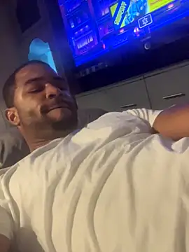 Snapshot of kingtaydo chatting on November 10, 9:08 am kingtaydo online show from November 10, 9:08 am