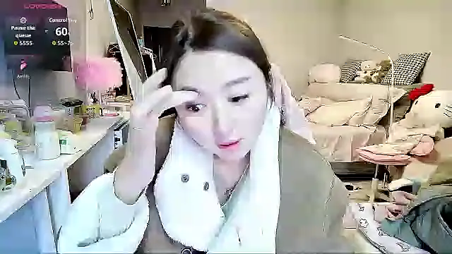 Diva VVN online show from October 22, 11:59 pm