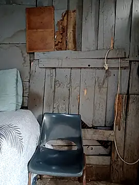 SeductiveDick1997 online show from April 18, 8:18 am