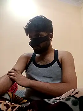 Snapshot of indian_danny chatting on December 23, 3:04 am indian danny online show from December 23, 3:04 am