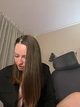 Snapshot of VeEuphoria chatting on February 27, 7:58 pm VeEuphoria online show from February 27, 7:58 pm