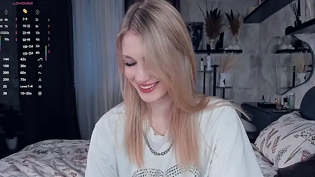 Snapshot of FrancisBivona chatting on November 15, 10:56 am FrancisBivona online show from November 15, 10:56 am