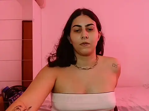 ApenasLys online show from June 3, 2:33 pm
