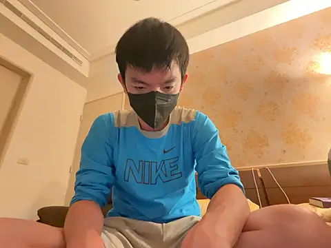 Snapshot of kaikai1335 chatting on November 29, 2:09 pm kaikai1335 online show from November 29, 2:09 pm