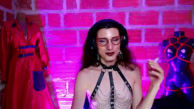 Moira-Hot online show from June 29, 12:28 am