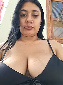 Monse--145 online show from April 4, 1:52 pm