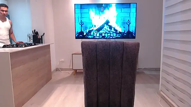 Snapshot of Auron_Demon01 chatting on September 26, 1:31 am Auron Demon01 online show from September 26, 1:31 am