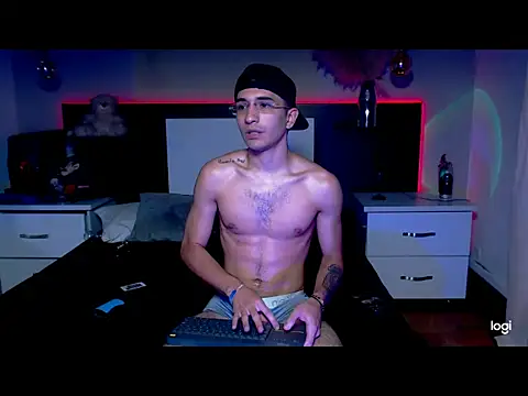 eriikjoness online show from October 29, 4:04 am