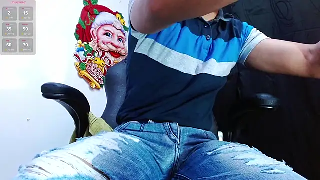 Snapshot of DayroDuran chatting on November 16, 7:08 pm DayroDuran online show from November 16, 7:08 pm