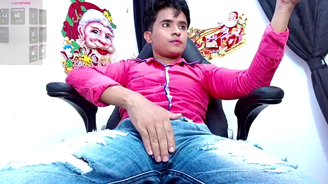 Snapshot of DayroDuran chatting on November 30, 6:23 pm DayroDuran online show from November 30, 6:23 pm