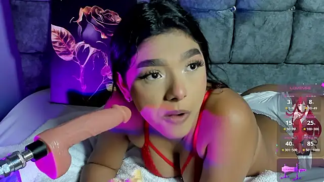 lau-hot online show from November 14, 8:07 pm