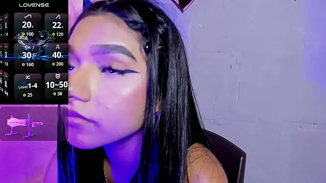 lau-hot online show from April 17, 8:34 pm