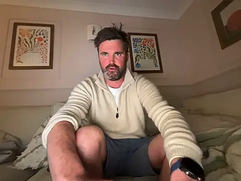Snapshot of CyprioteWhitefly chatting on April 26, 8:28 pm CyprioteWhitefly online show from April 26, 8:28 pm