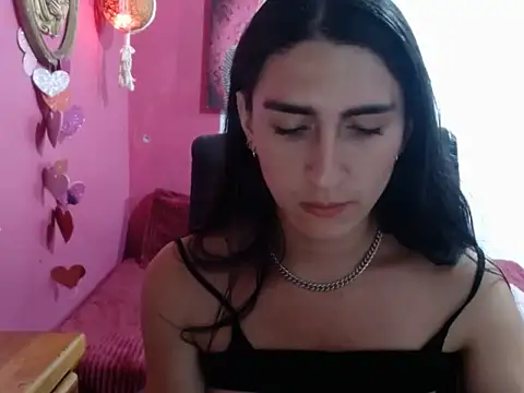 lola diez online show from September 24, 3:32 am