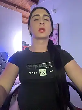 lola diez online show from May 27, 12:07 am