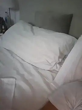 Snapshot of angeldevil0404 chatting on November 3, 4:14 am angeldevil0404 online show from November 3, 4:14 am