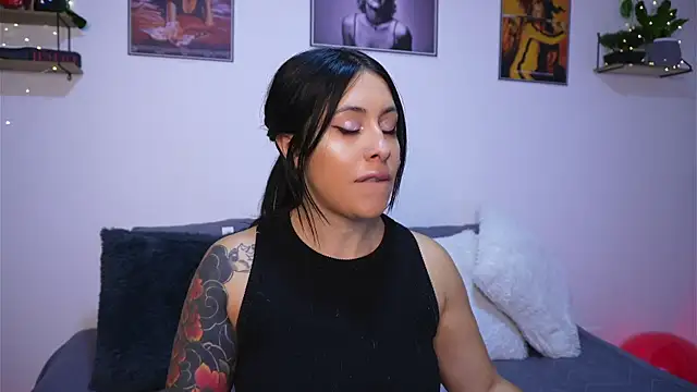 SophiieCumsx online show from January 15, 4:17 am